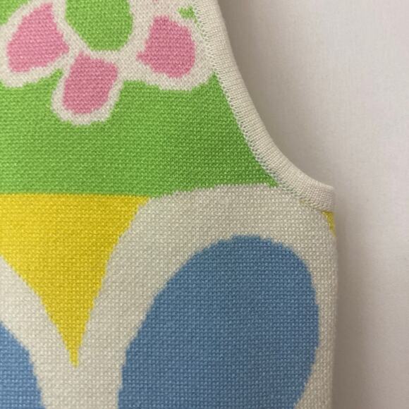 debut Retro Colorful Flowers Floral Knit Crop V-Neck Collar Sweater Vest Top - Picture 3 of 8